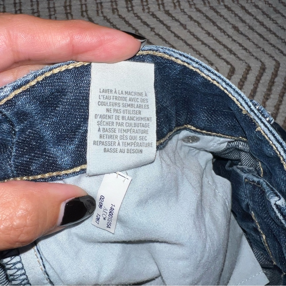 American Eagle Mini Jean Skirt Size 8 - Picture 5 of 9